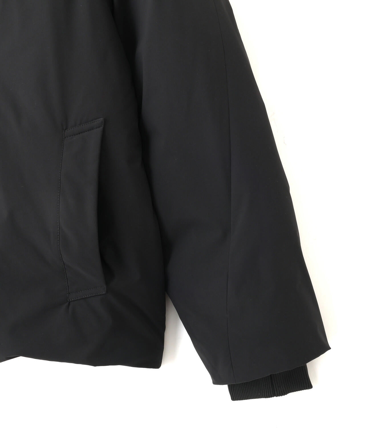 「西川ダウン(R)」SOLOTEXショートダウン