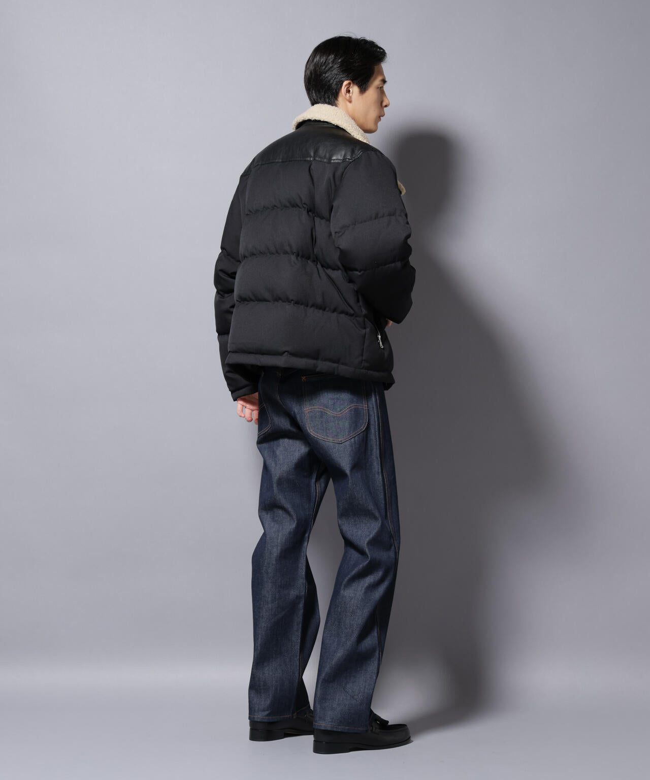 「西川ダウン(R)」ボアカラーサージショートダウン