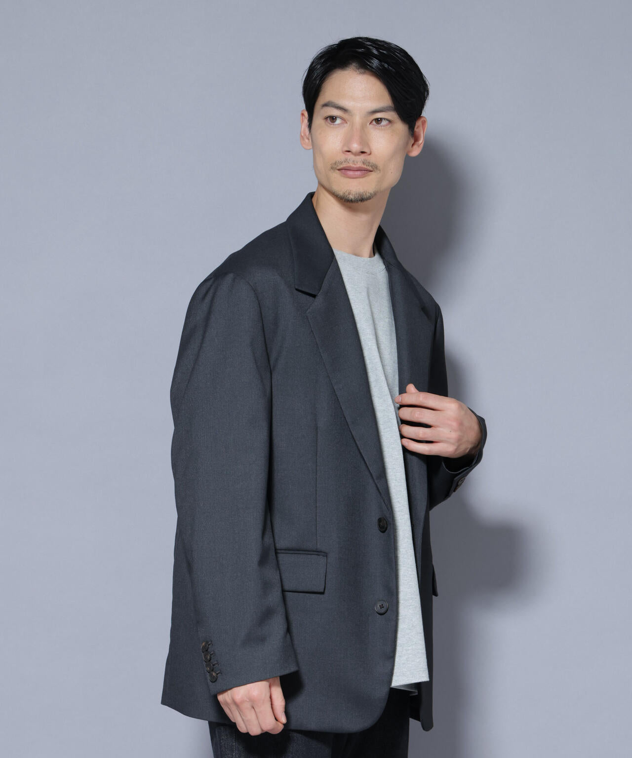 DELEGANTEエアリーサキソニー グリッターストライプテーラードジャケット(セットアップ可)