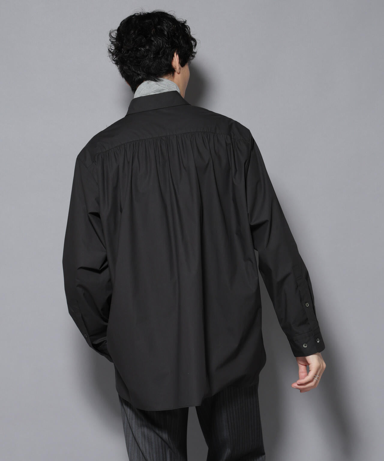 「ASSEMBLANC」シルク混ブザムシャツ