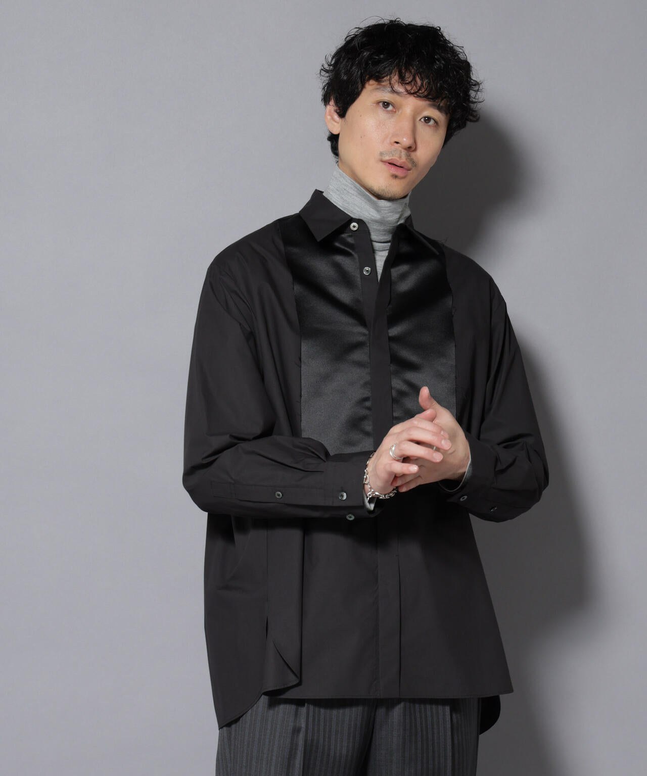 「ASSEMBLANC」シルク混ブザムシャツ
