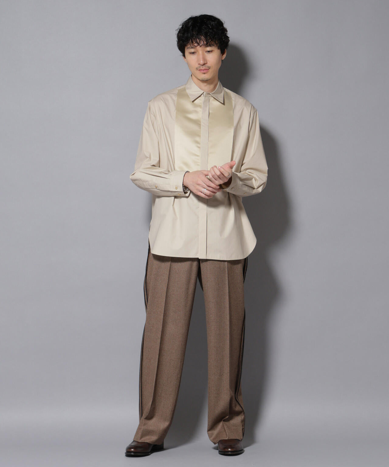 「ASSEMBLANC」シルク混ブザムシャツ