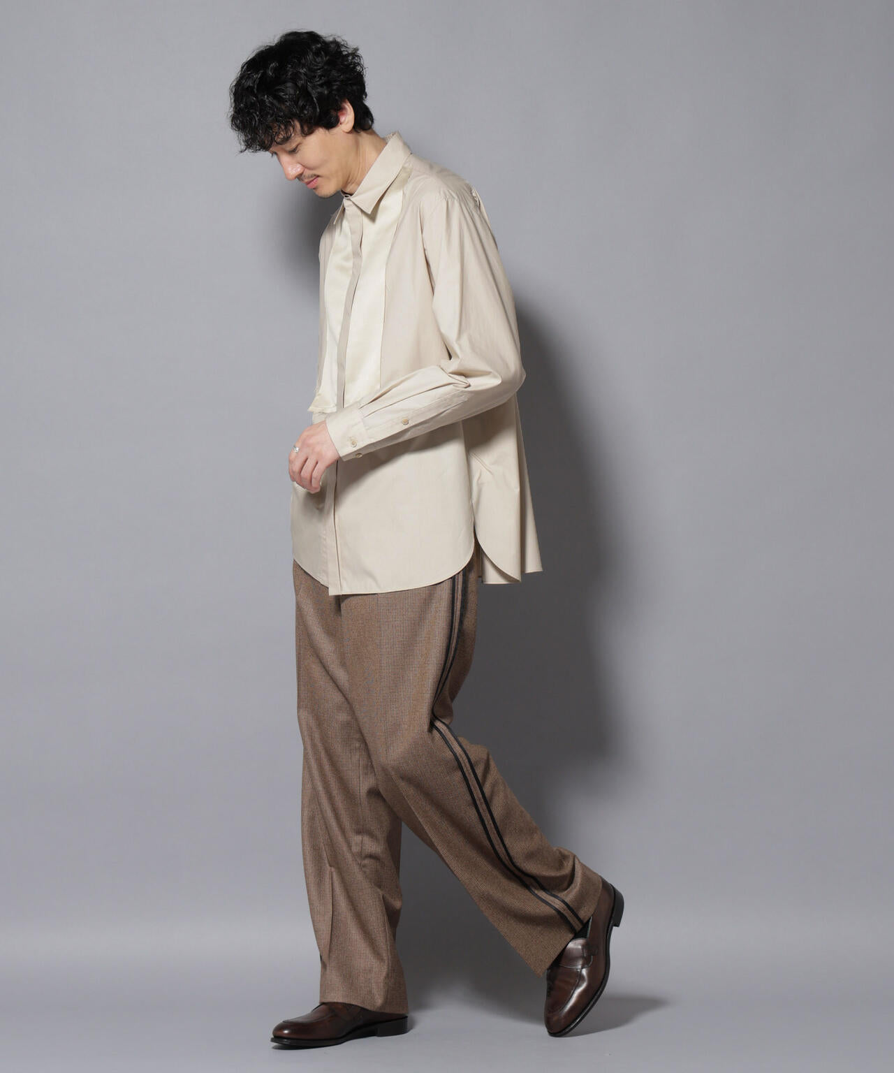 「ASSEMBLANC」シルク混ブザムシャツ