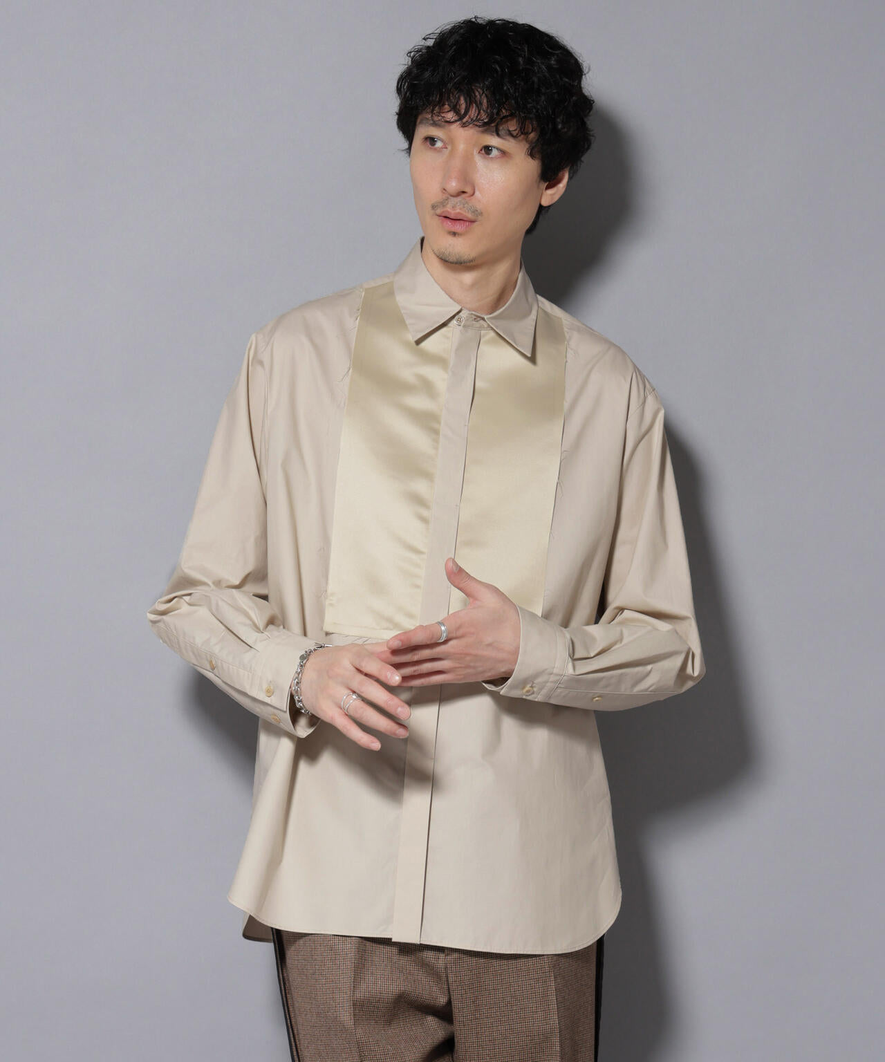 「ASSEMBLANC」シルク混ブザムシャツ
