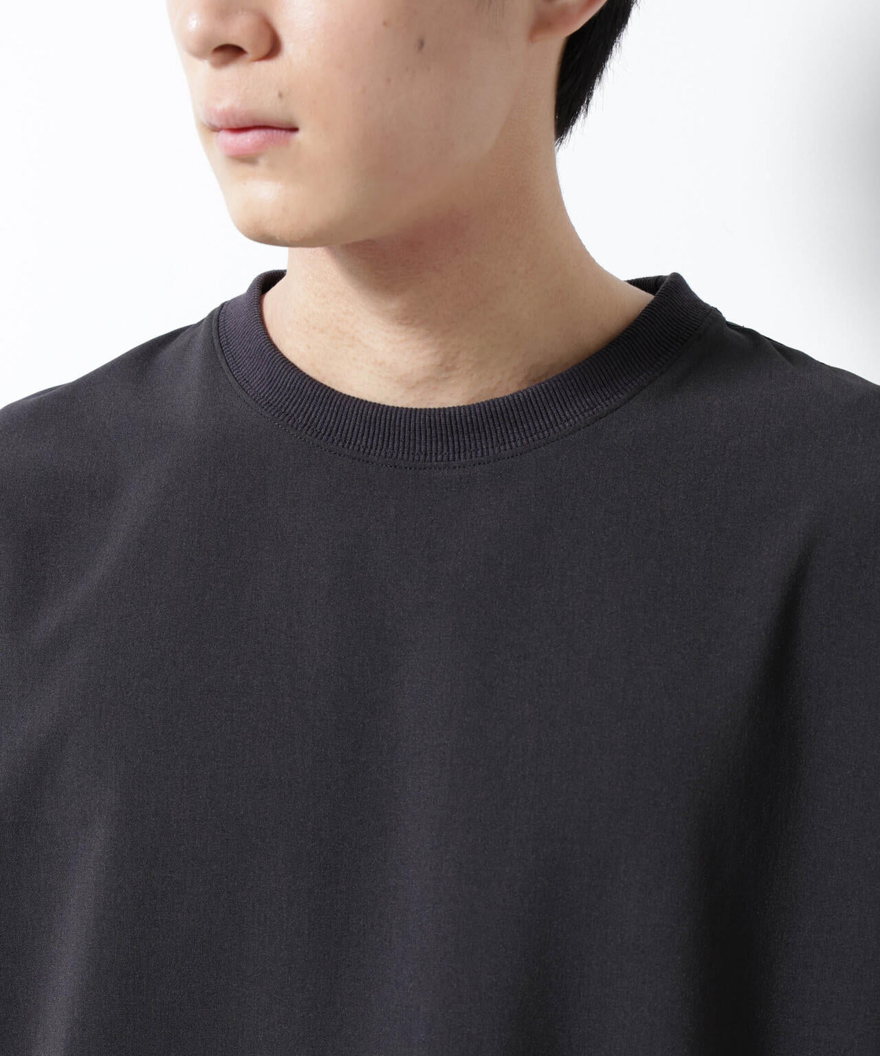 エアリーストレッチ布帛Tシャツ