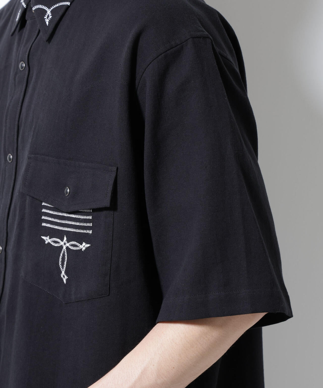 エンブロイダリー ウェスタンシャツ