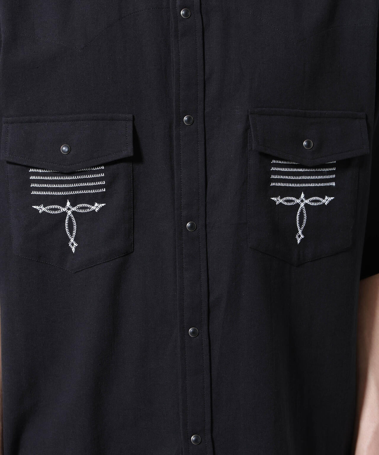 エンブロイダリー ウェスタンシャツ