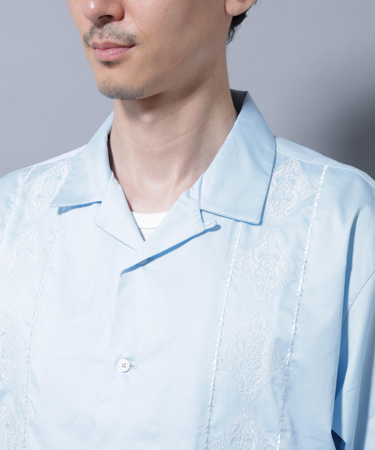 エンブロイダリー オープンカラーシャツ