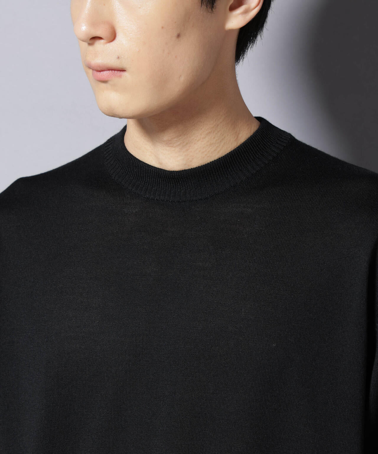 「毛玉レスニット」ファインゲージクルーネック