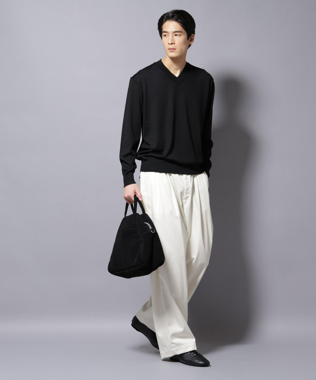 「毛玉レスニット」ファインゲージVネック