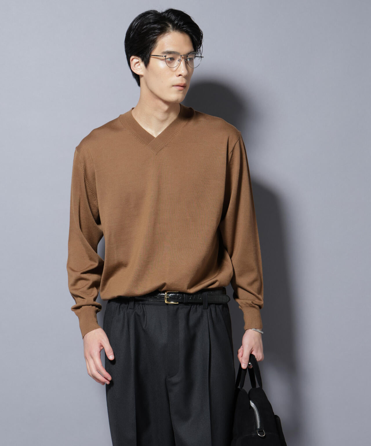 「毛玉レスニット」ファインゲージVネック