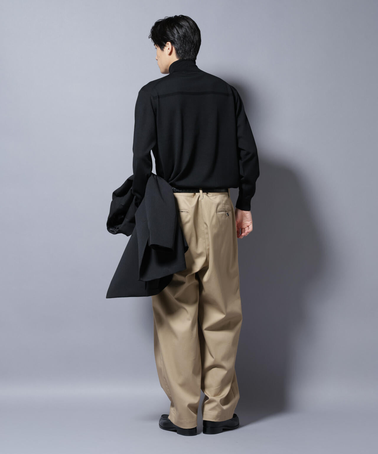 「毛玉レスニット」ファインゲージタートルネック