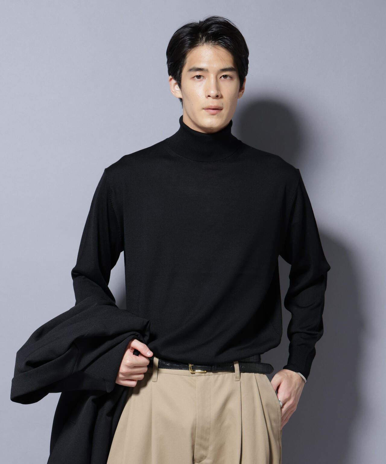 「毛玉レスニット」ファインゲージタートルネック