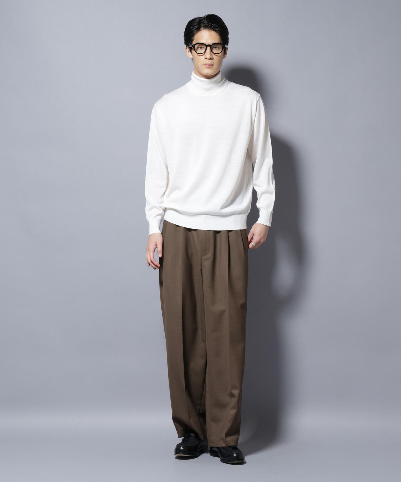 「毛玉レスニット」ファインゲージタートルネック