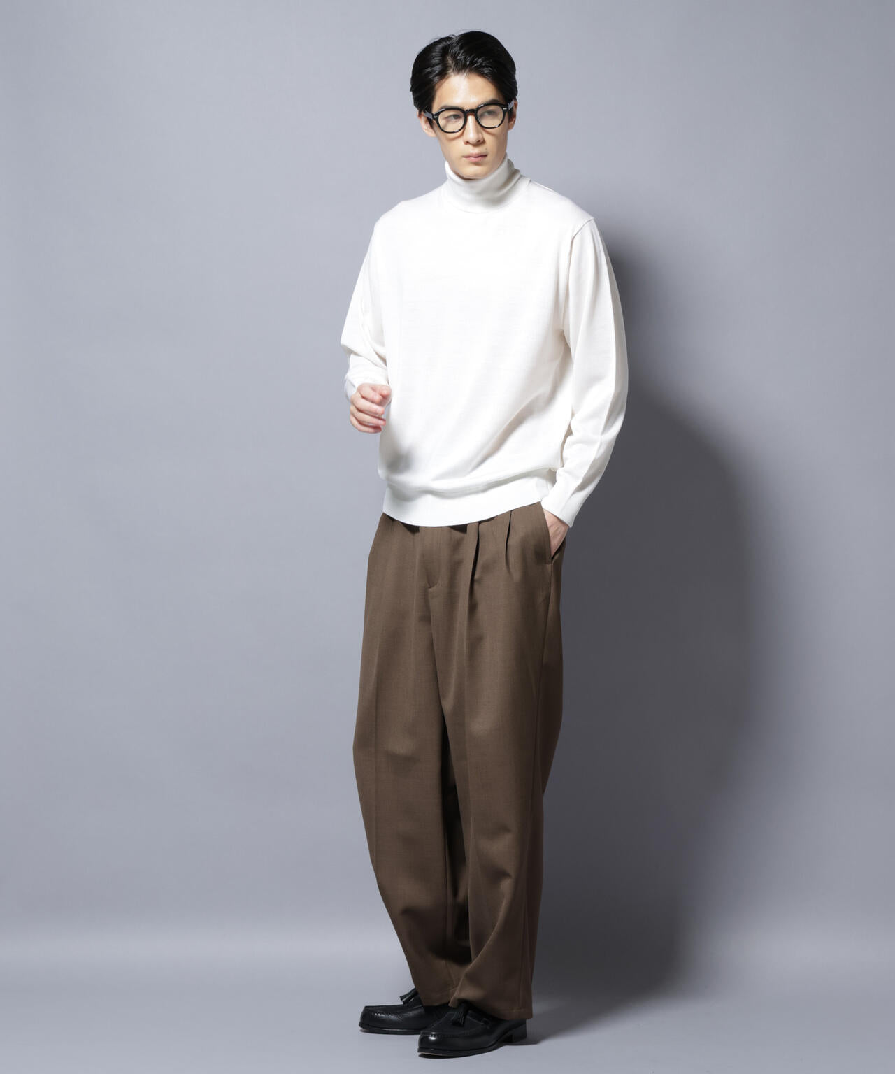 「毛玉レスニット」ファインゲージタートルネック