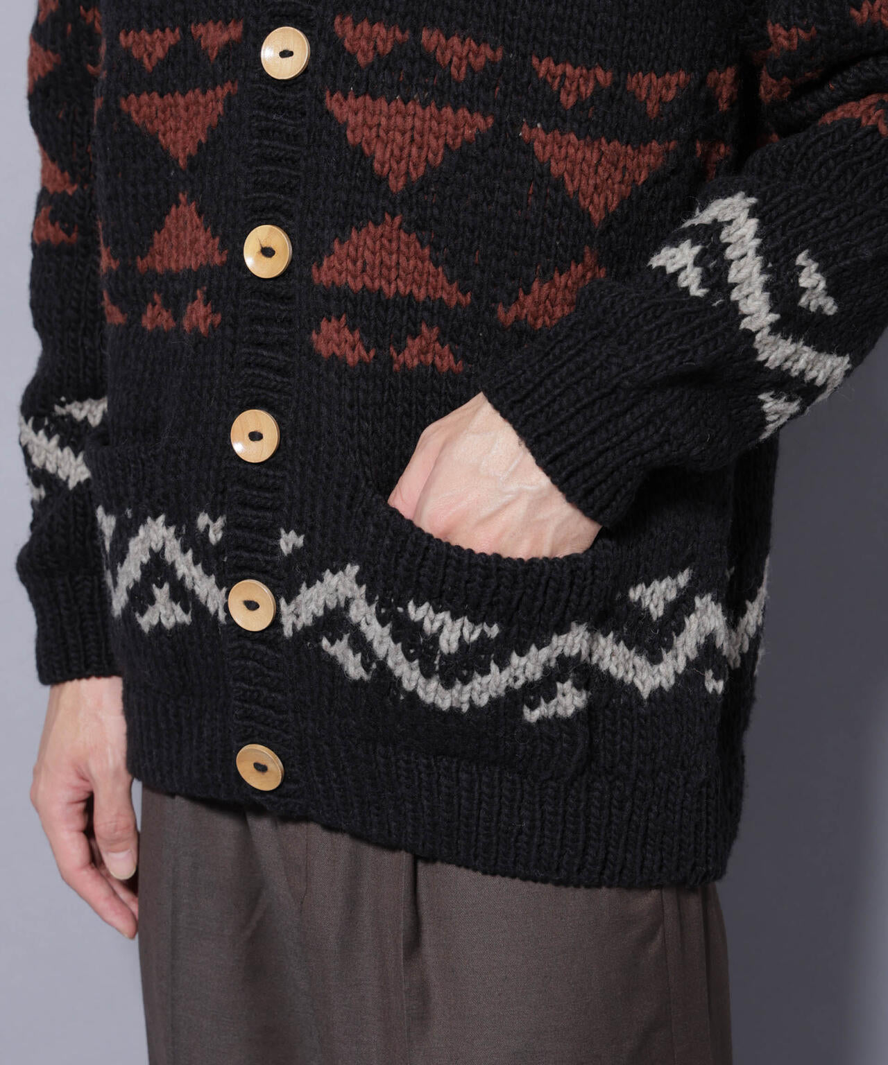 ペルー産カウチンセーター