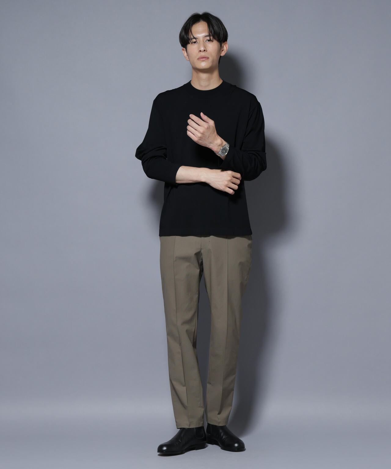 「ELITE 7 FUNCTION」クルーネックニット