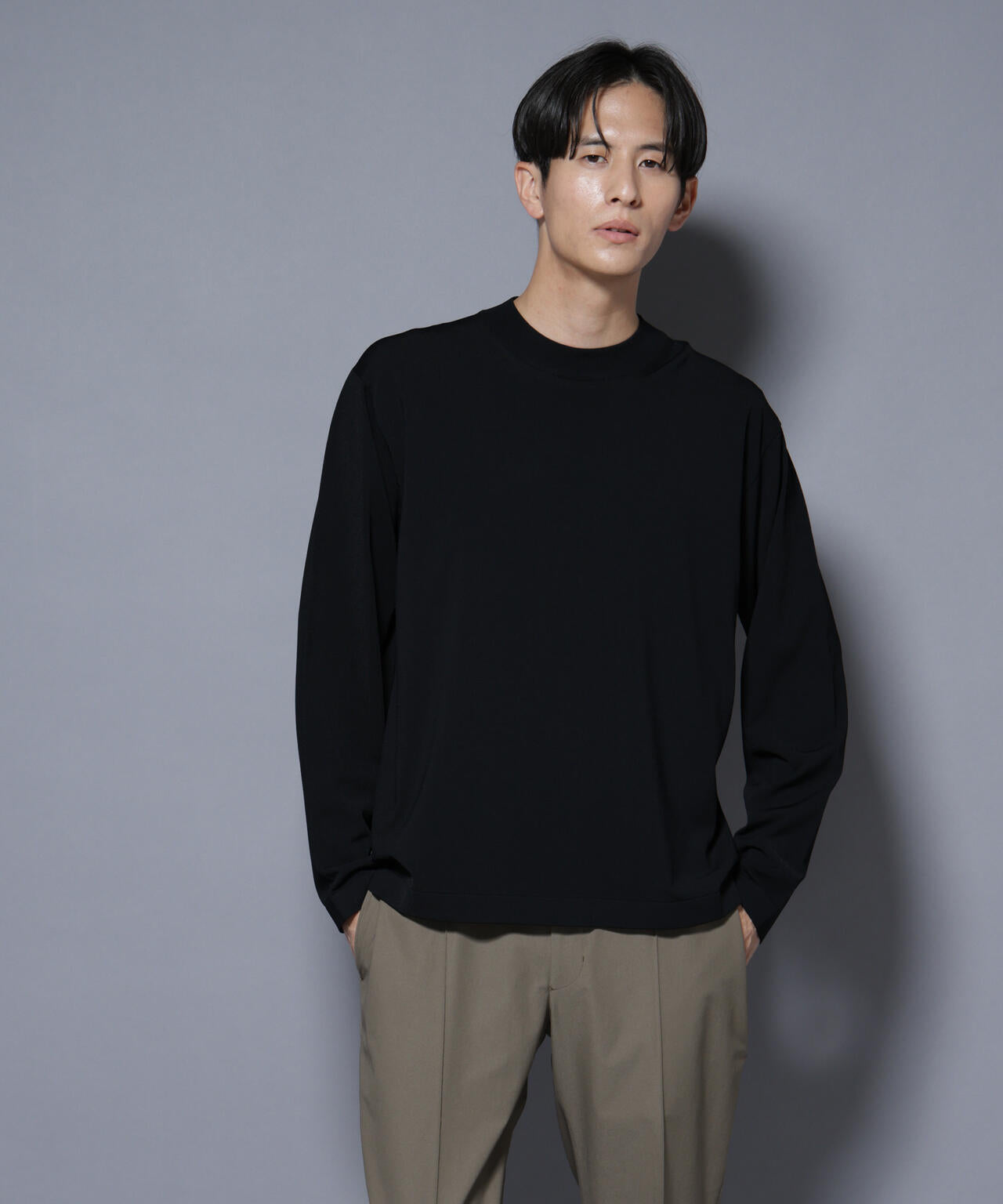 「ELITE 7 FUNCTION」クルーネックニット