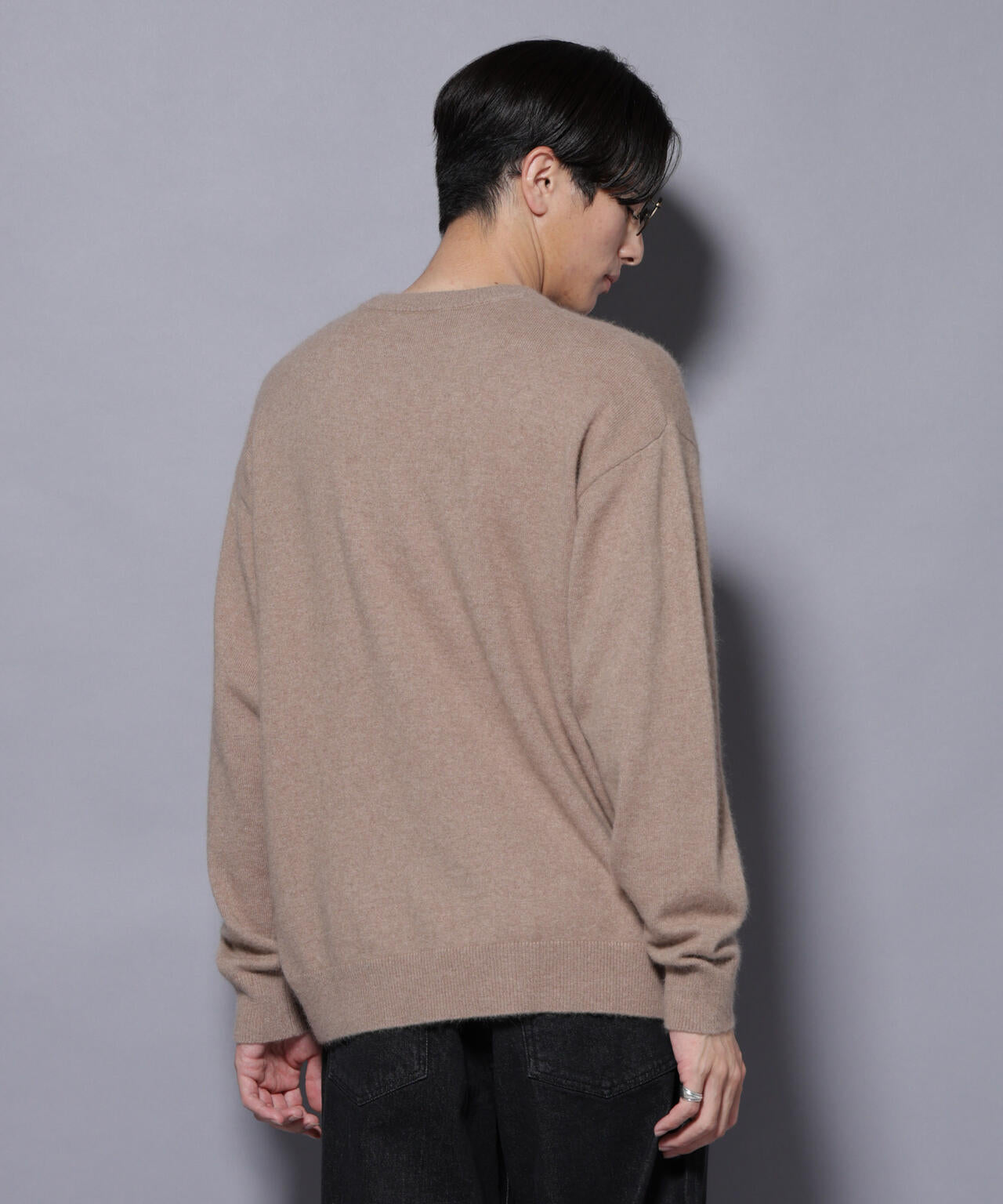 アンゴラ混ライトクルーネックニット