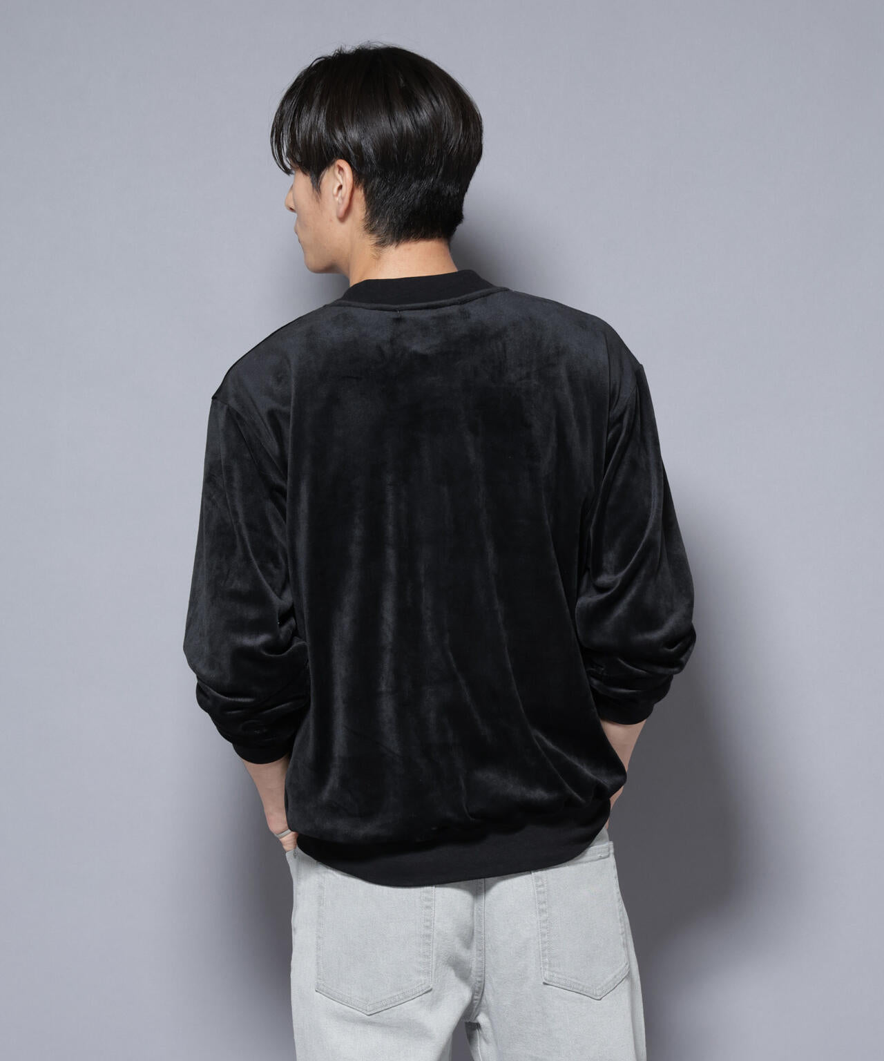 ベロアプルオーバー Vネックスウェット