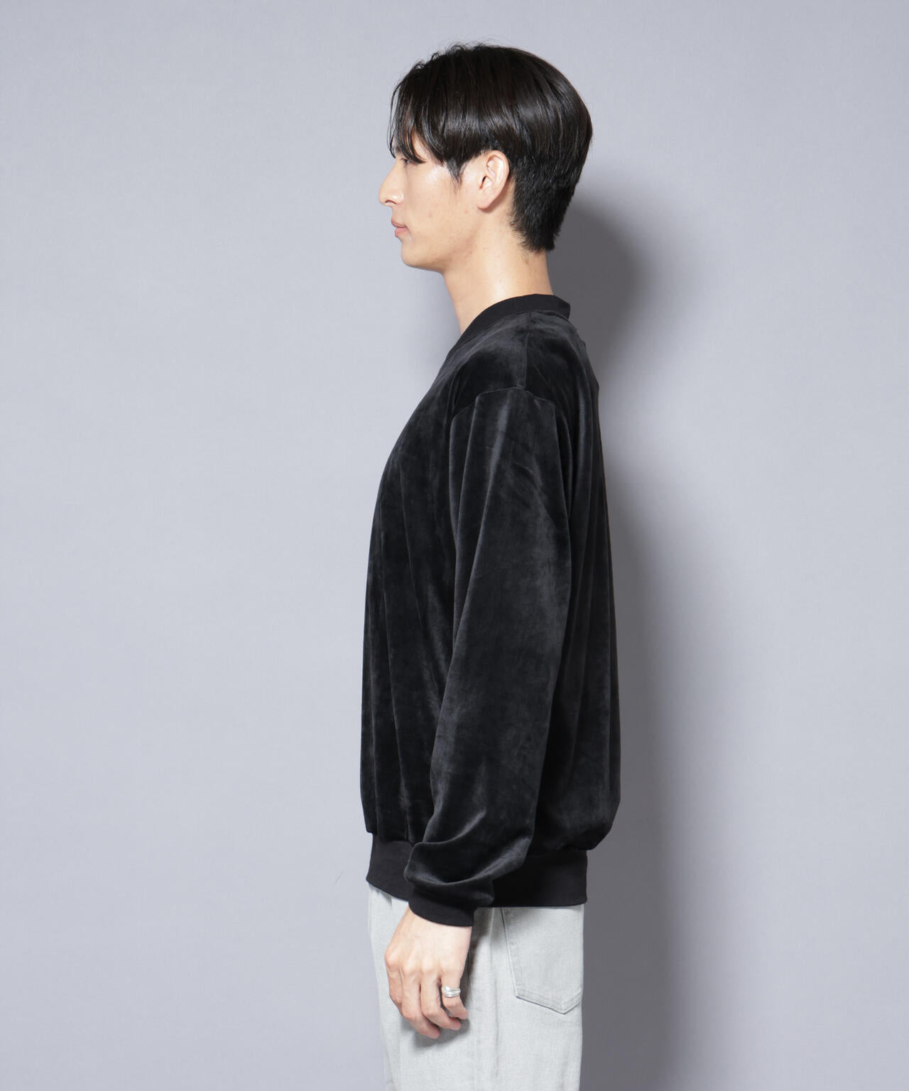 ベロアプルオーバー Vネックスウェット