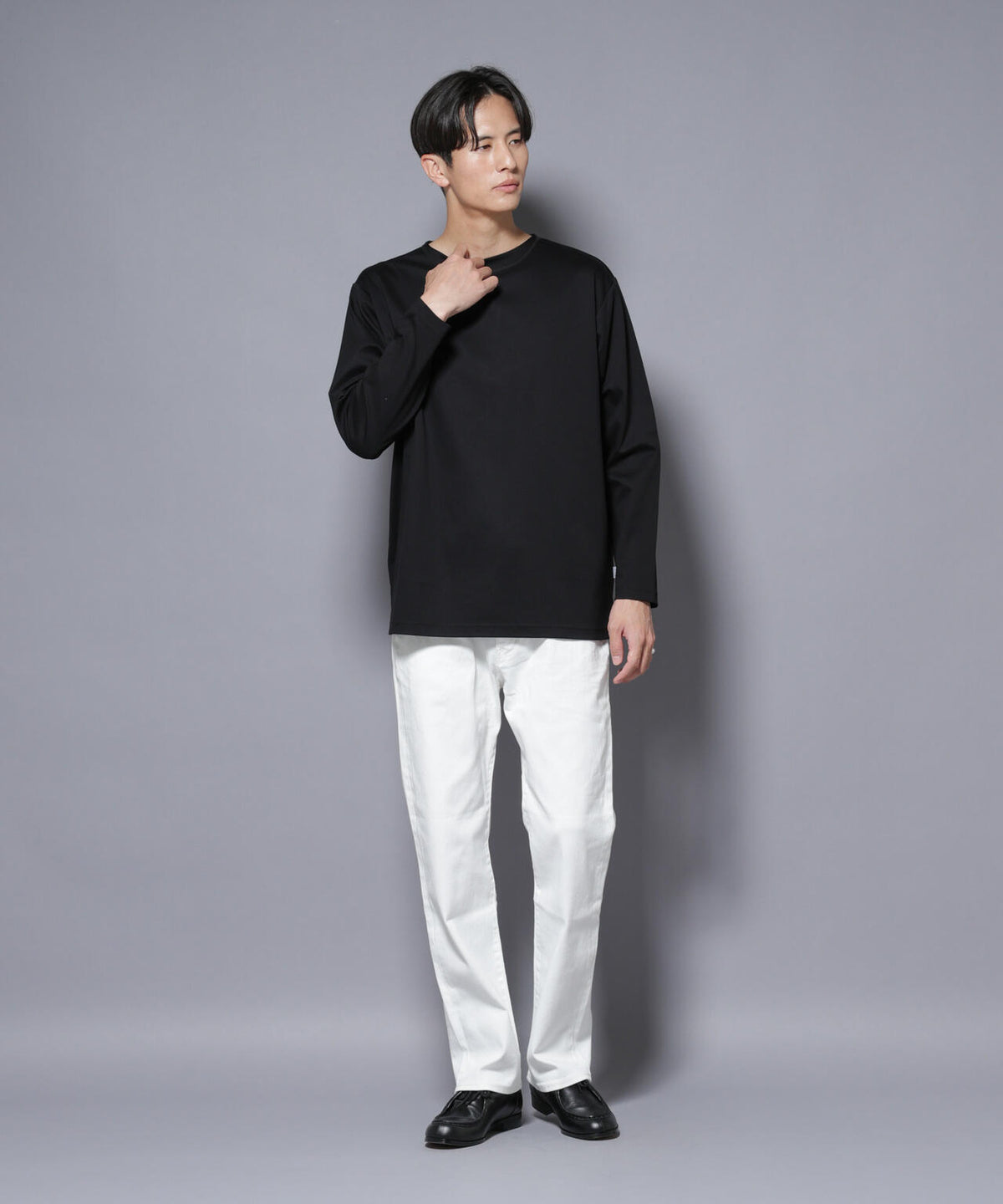 「NJ/CLUB」モクロディ ボートネック サイドスリットTシャツ