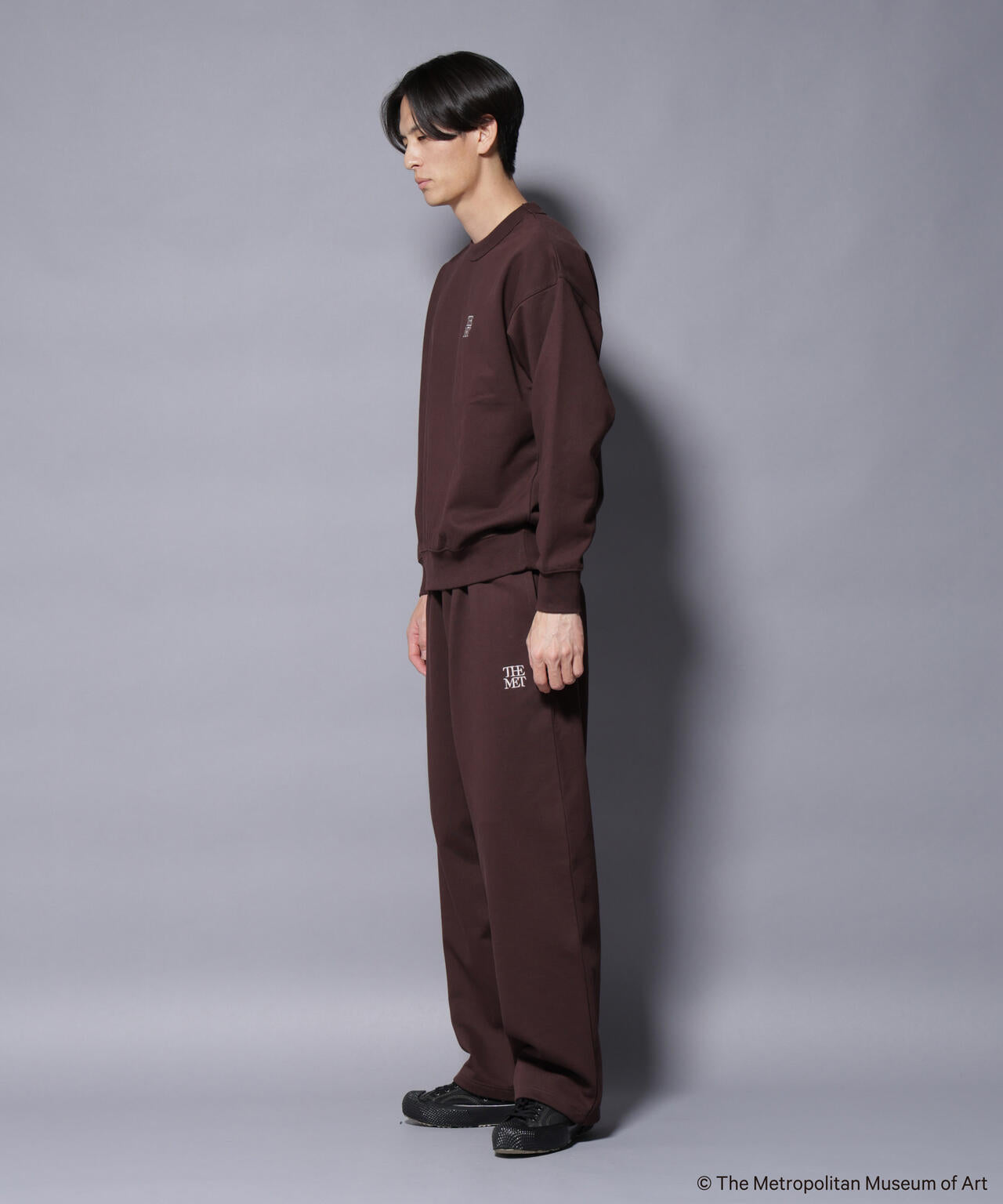 「The Met」ロゴ×アーカイブロゴ刺繍スウェット(セットアップ可)