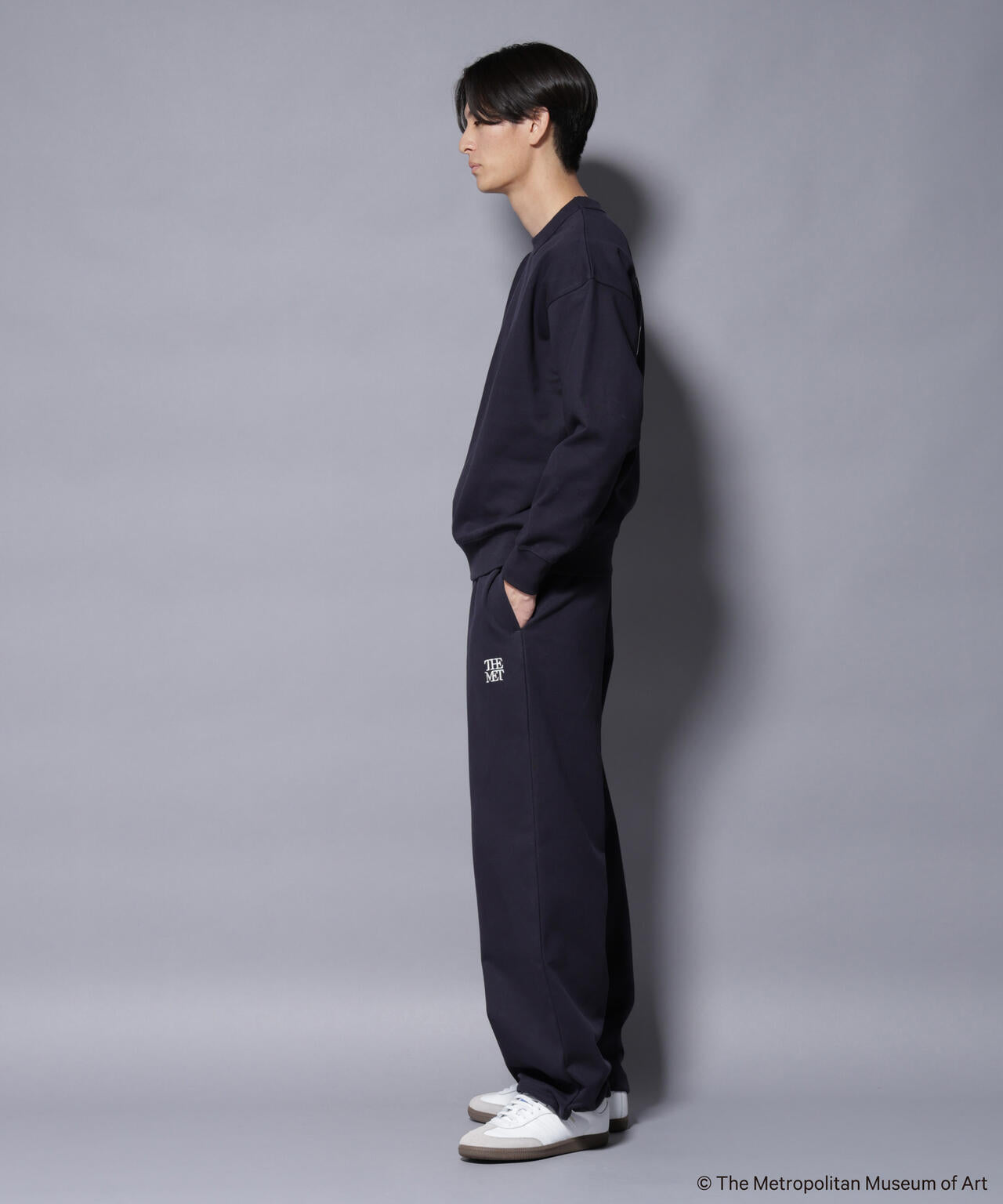 「The Met」ロゴ×アーカイブロゴ刺繍スウェット(セットアップ可)