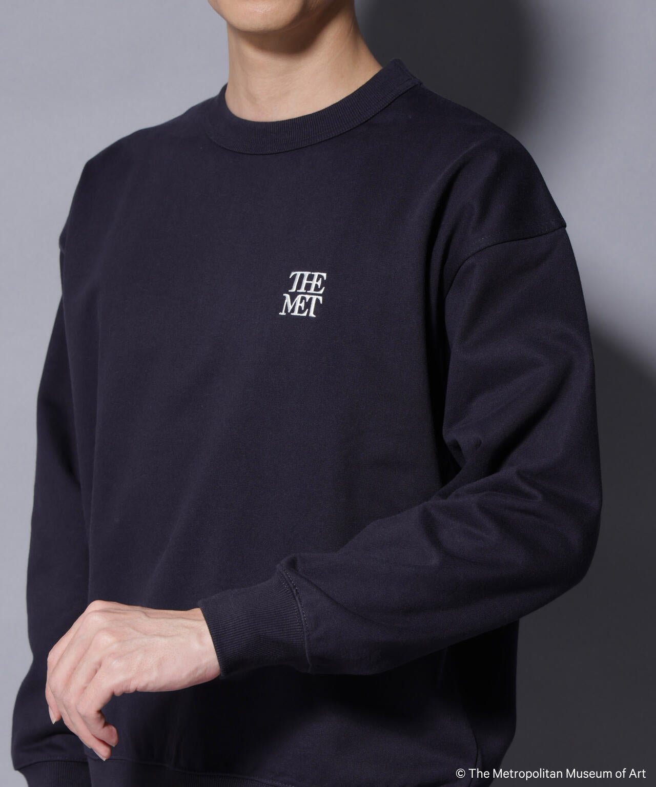 「The Met」ロゴ×アーカイブロゴ刺繍スウェット(セットアップ可)
