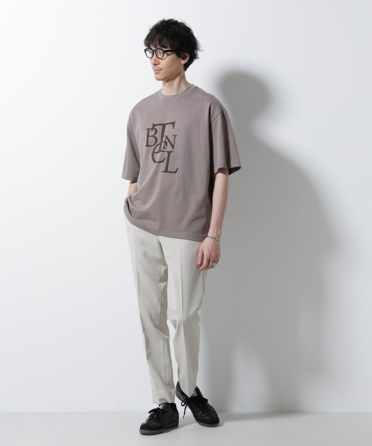 「BOTANICAL」エディトリアル プリントTシャツ
