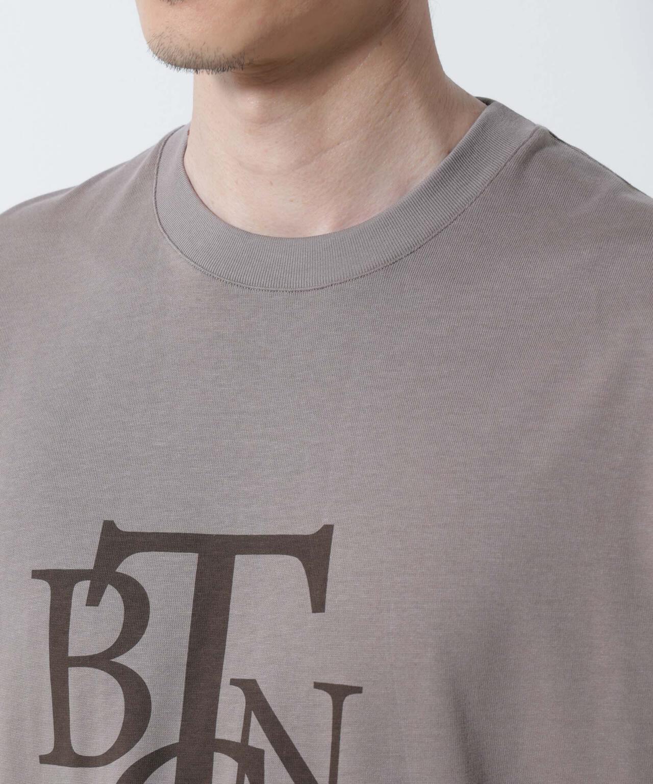 「BOTANICAL」エディトリアル プリントTシャツ