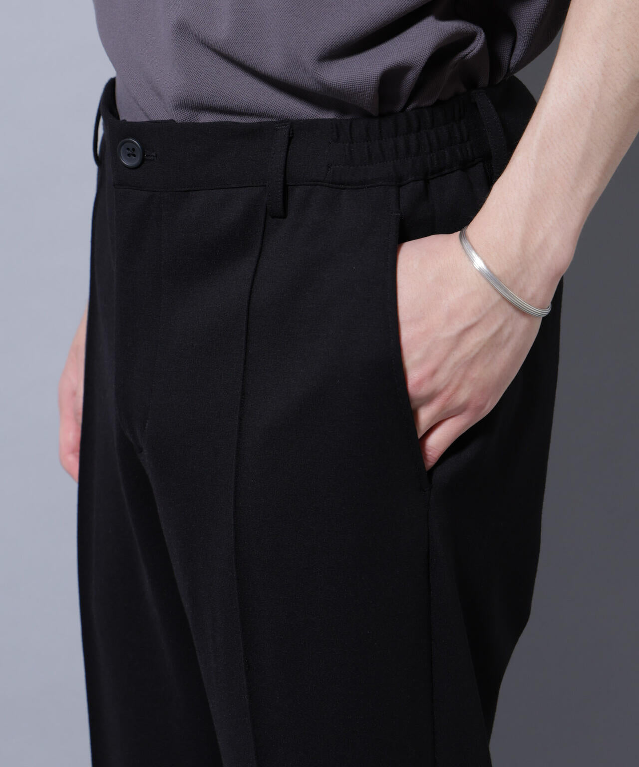 「モダンコンフォートシリーズ」スリムイージースラックス