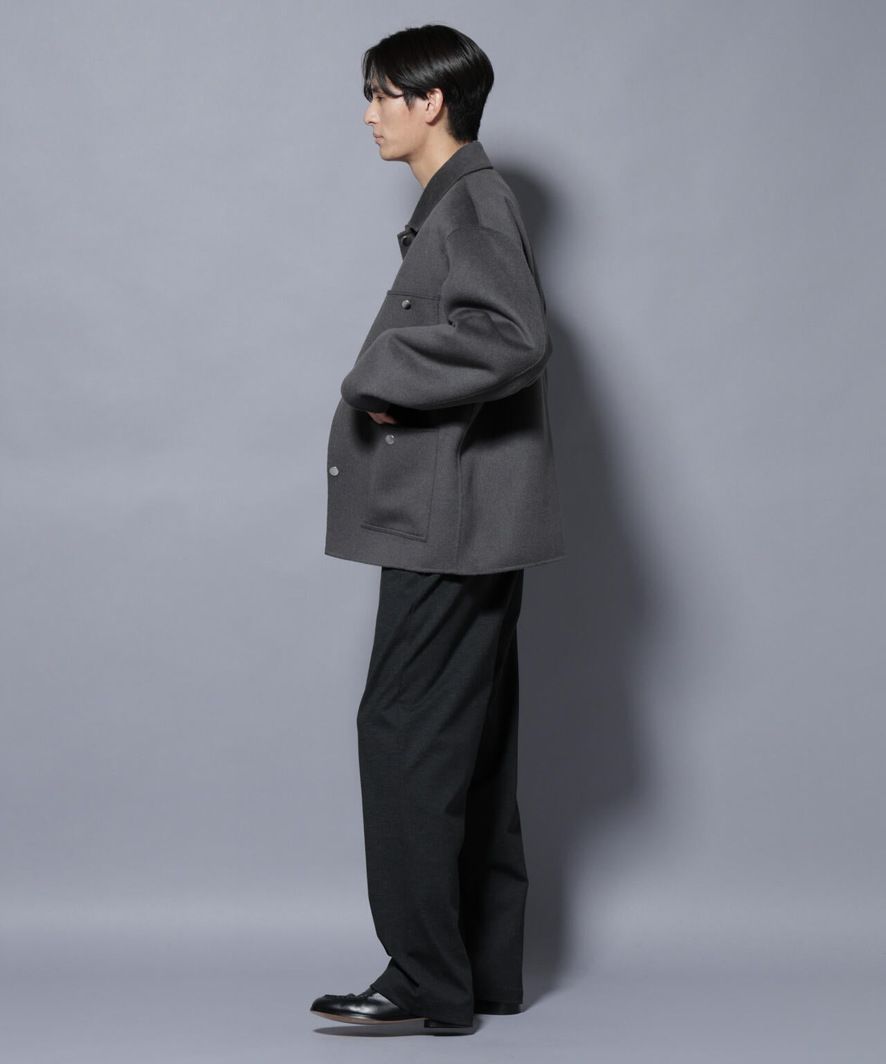 DELEGANTE TECH+ トラックパンツ