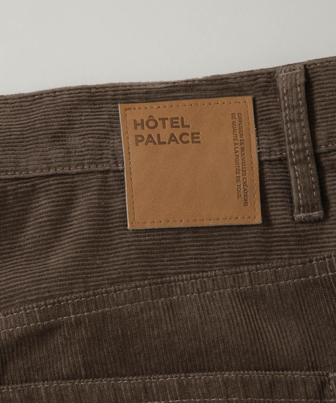「HOTEL PALACE」 ワイドストレートコーデュロイパンツ