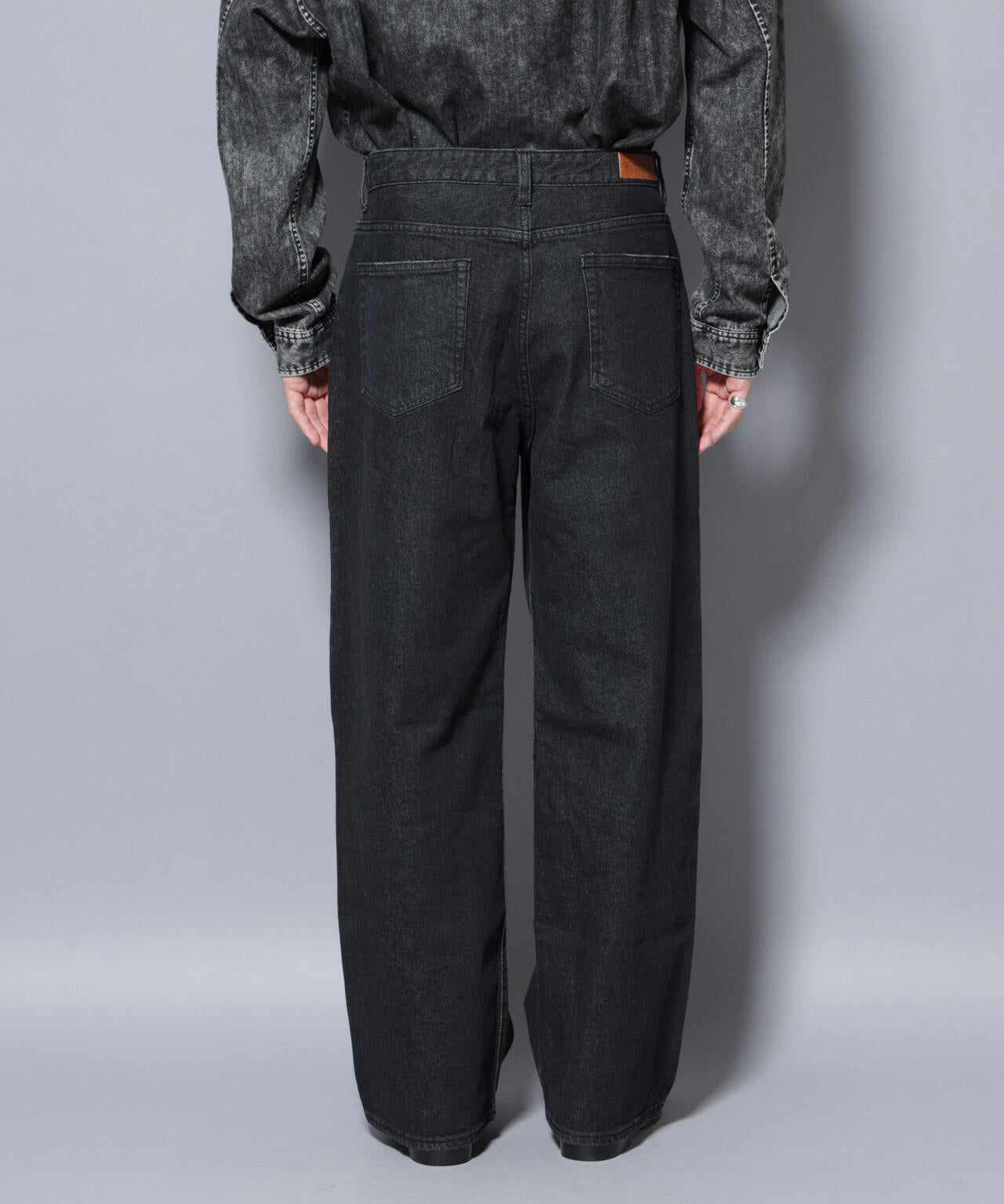 「MC」”TIMELESS WARDROBE” リラックスフィットデニム 252
