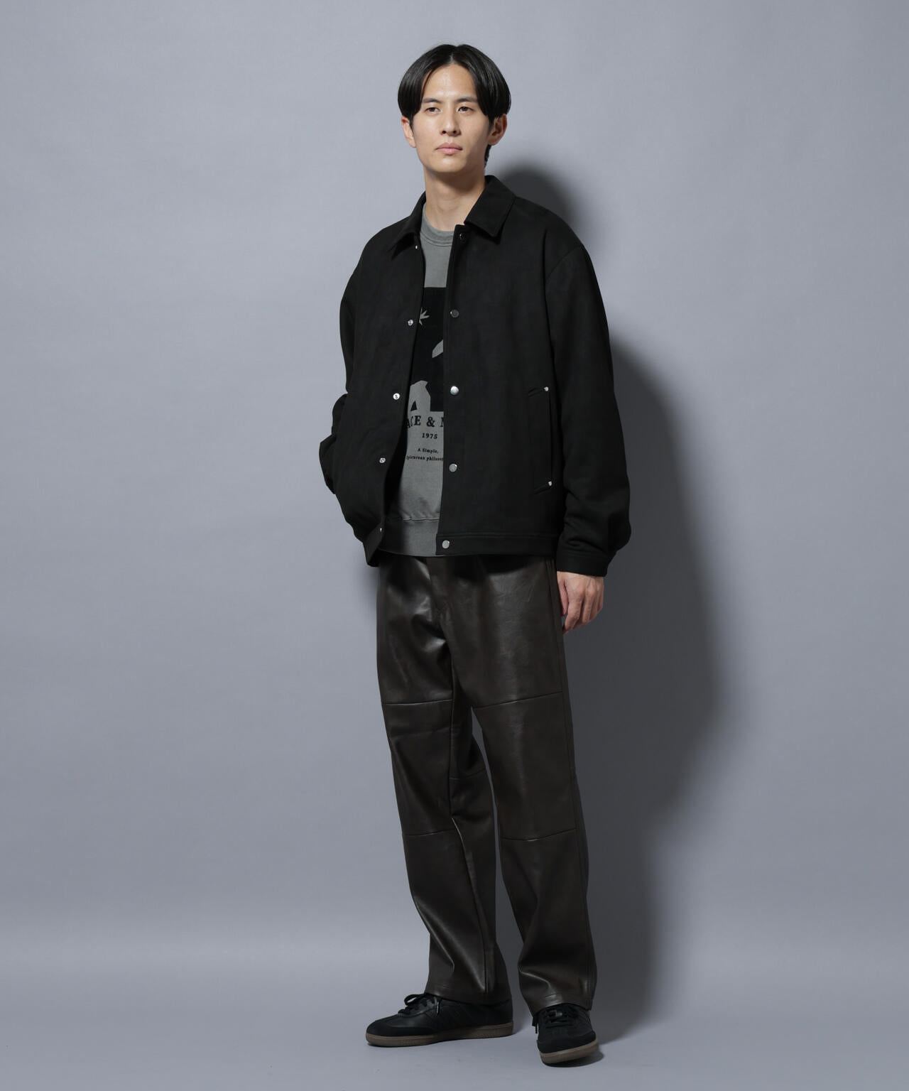 ヴィンテージライクフェイクレザー ダブルニーテーパードパンツ