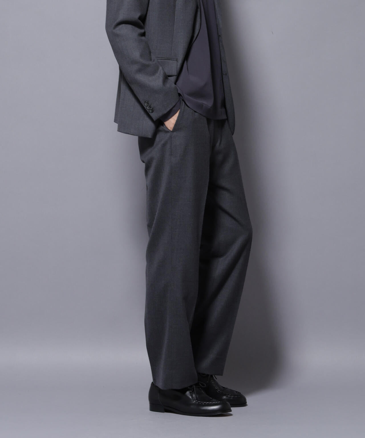 「N TROUSERS PREMIUM」RENU(R)洗えるサキソニーストレートパンツ