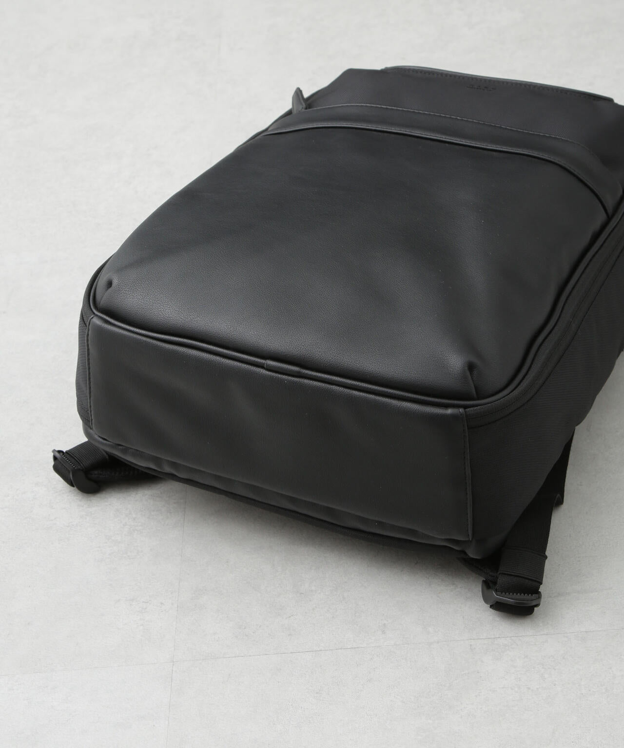 ECOPET(R) マルチポケットバックパック