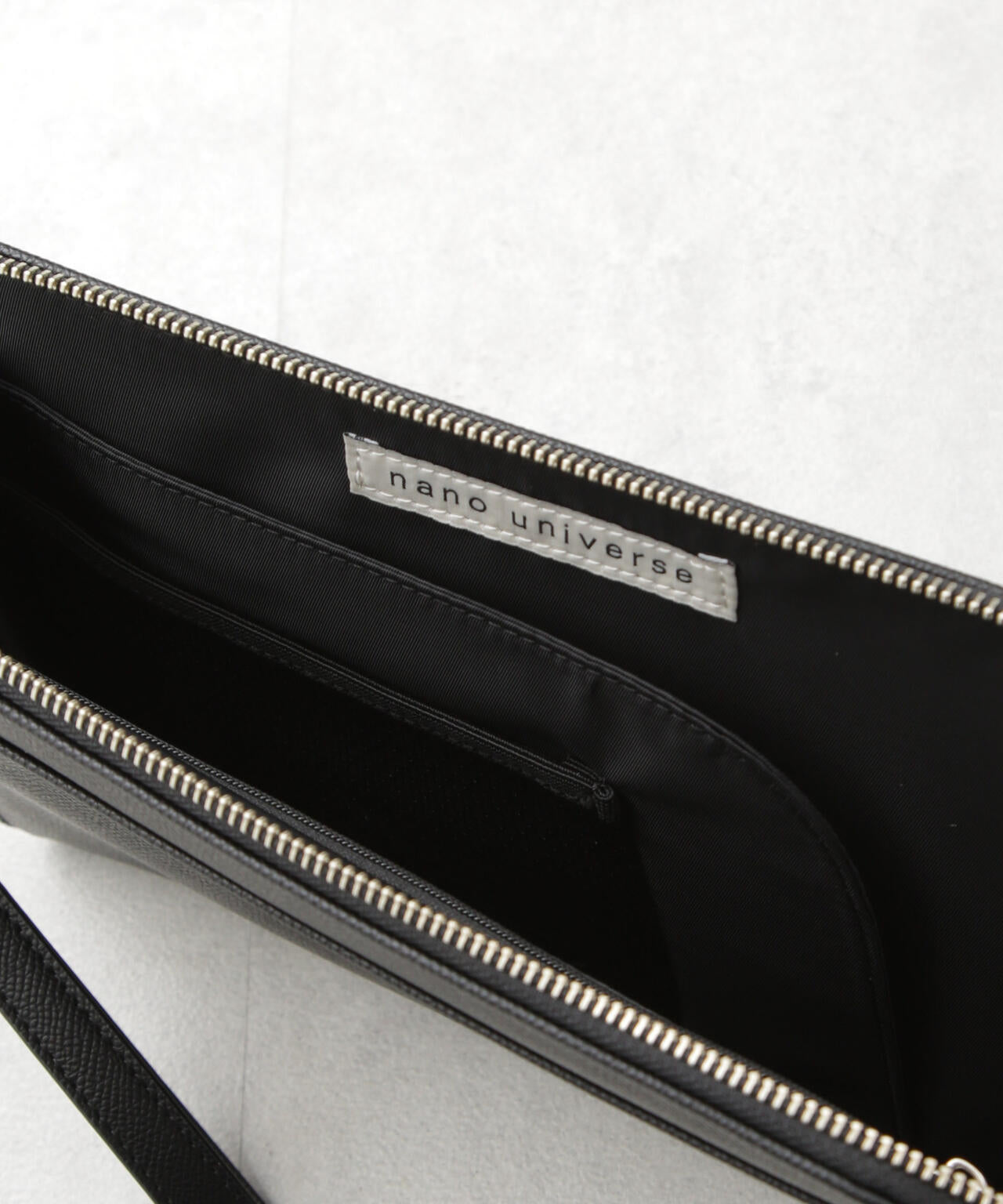 フェイクレザークラッチバッグ