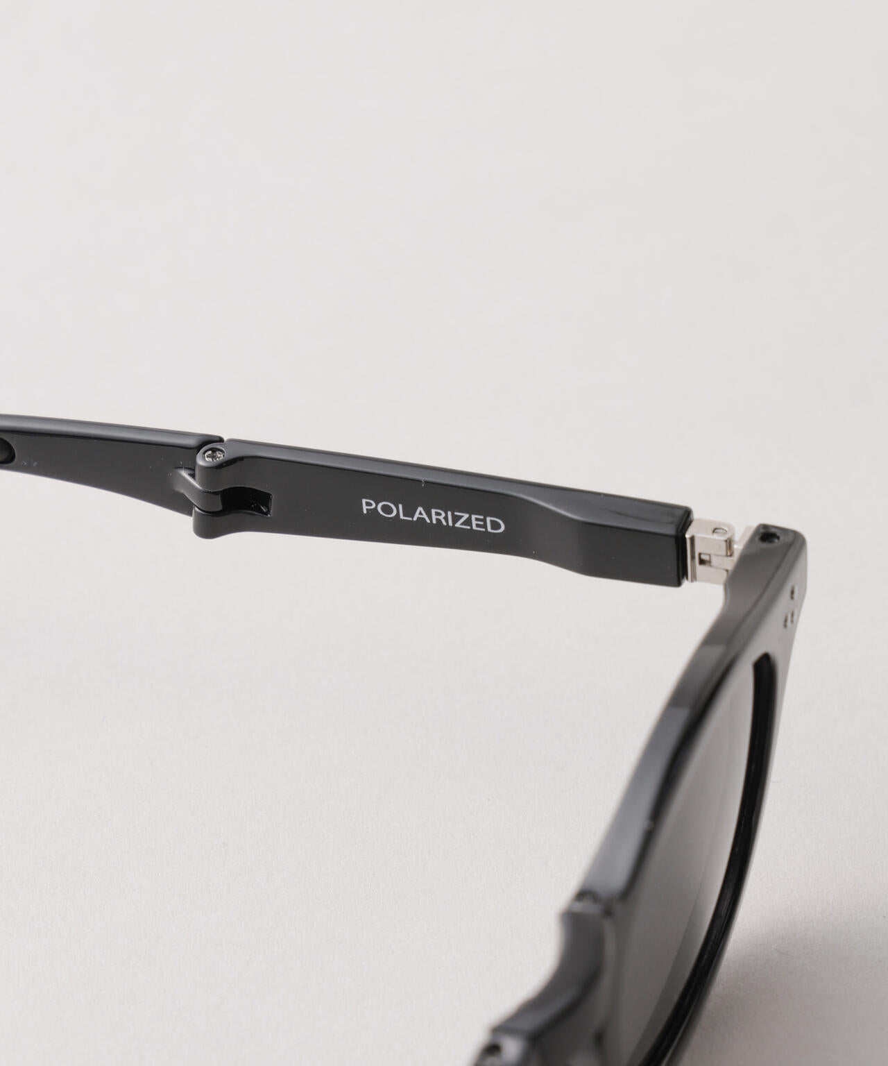 アイウェア/ボストン型 折り畳み式サングラス