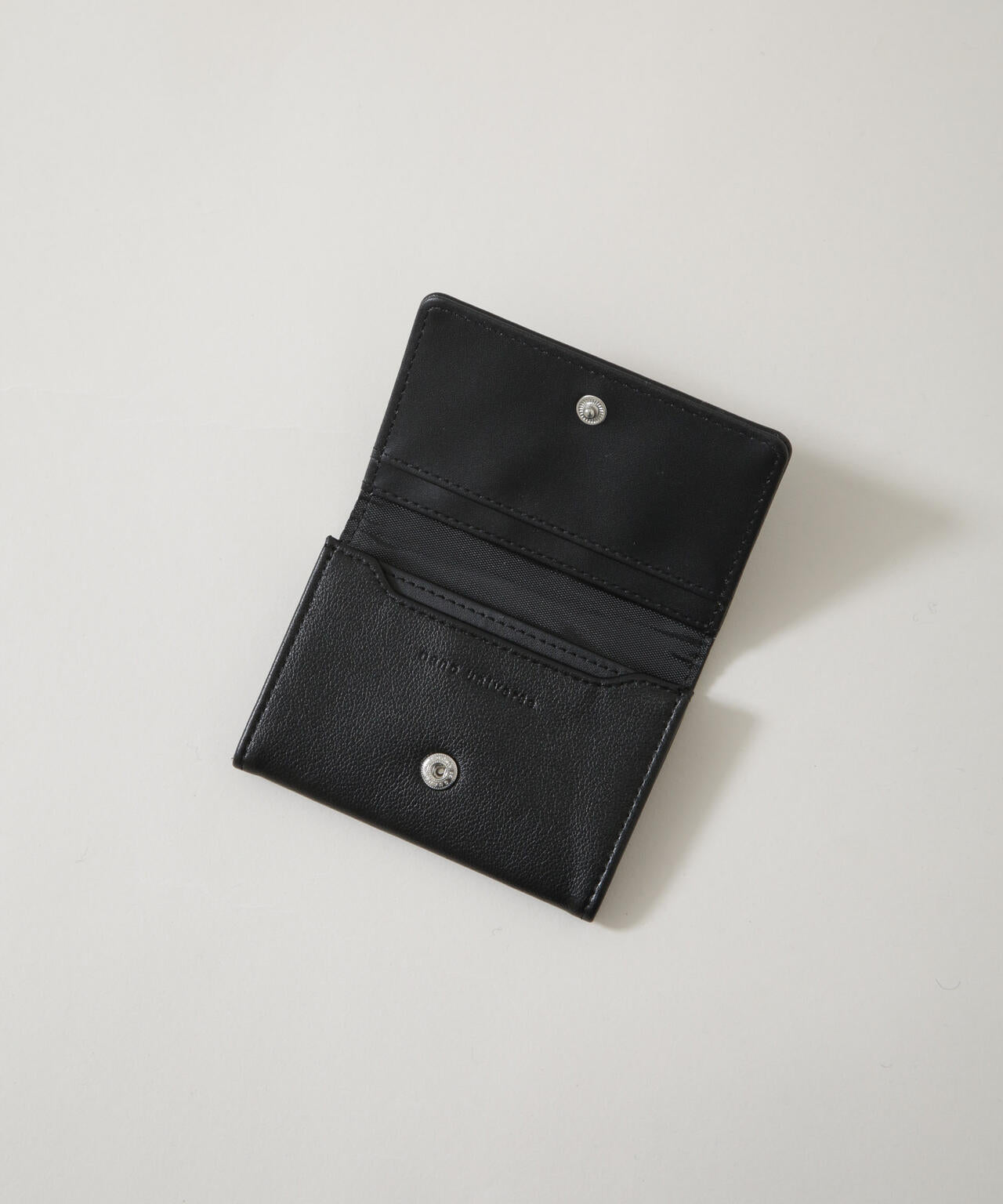 WEB限定/フェイクレザーカードケース