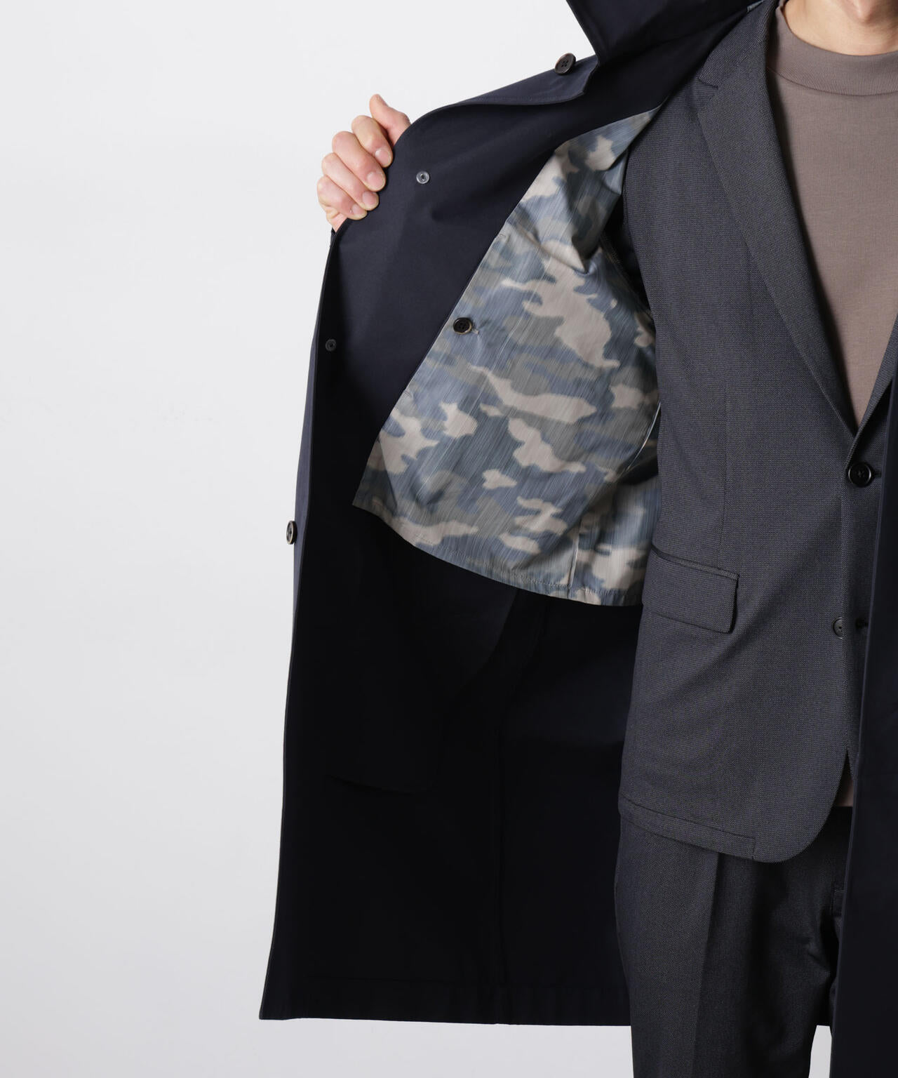 フーデッドステンカラーコート「WARP PRINT」ライニング