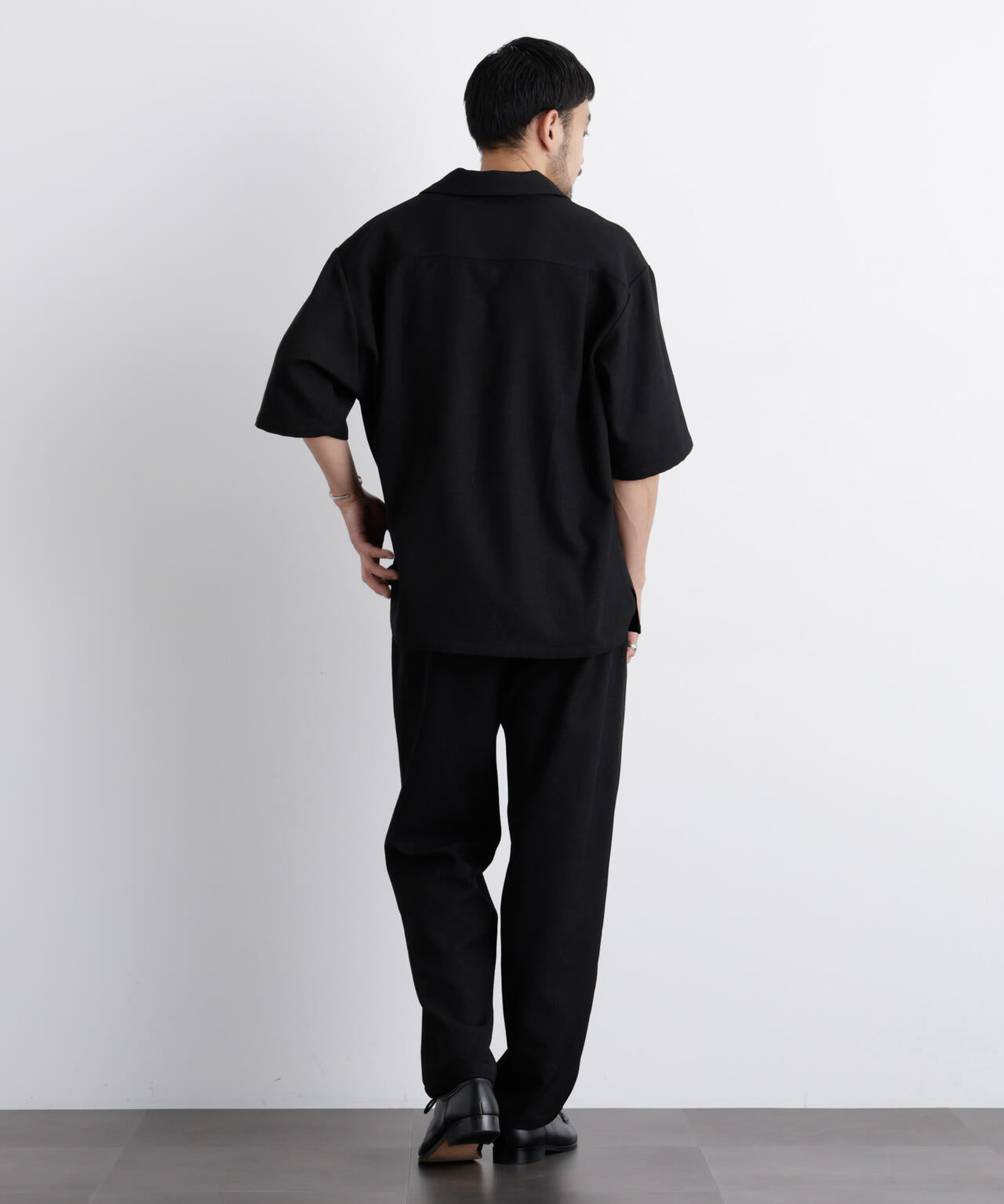 「Meaningful Continuity」coveross(R) EOS ポリエステルブッチャースキッパーシャツ
