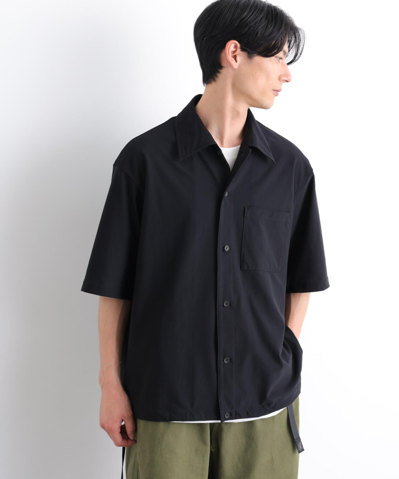180cm B:88 W:75 H:92 着用サイズ:L
