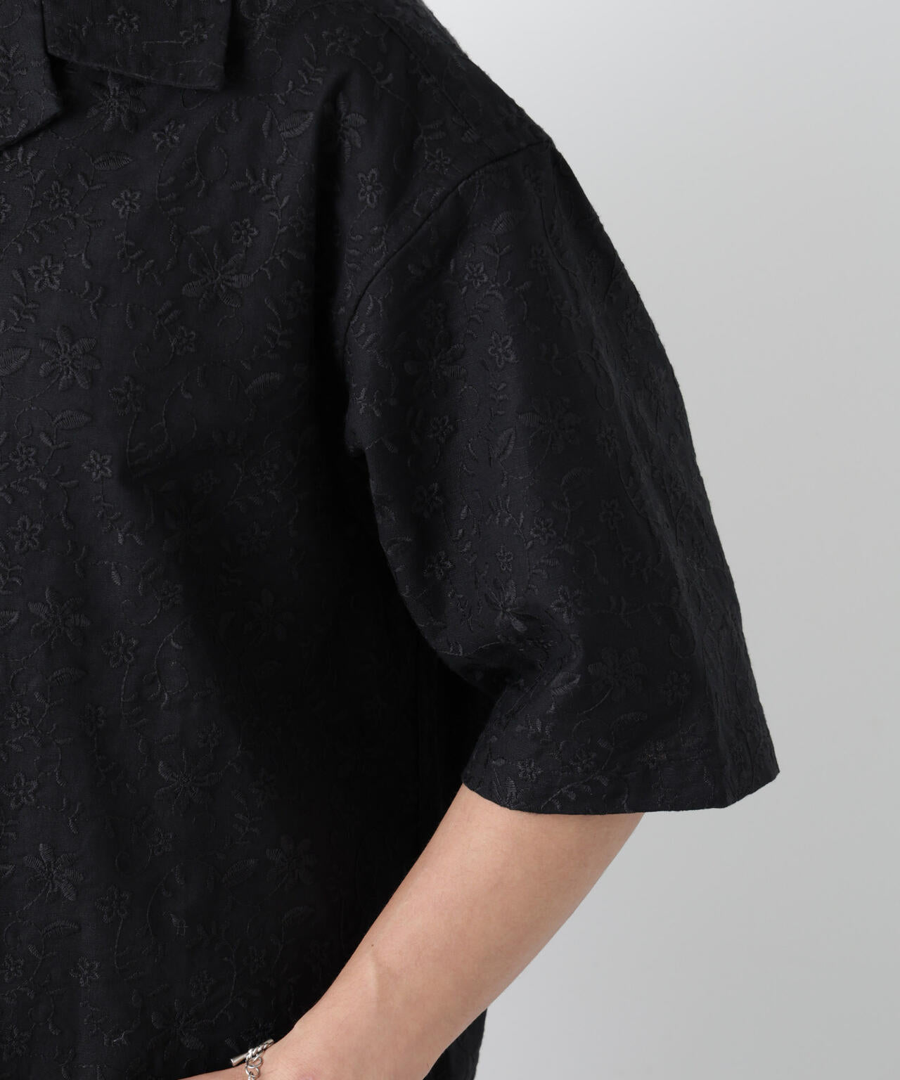 「OtoNANO」×masoret総柄刺繍シャツ(セットアップ可)