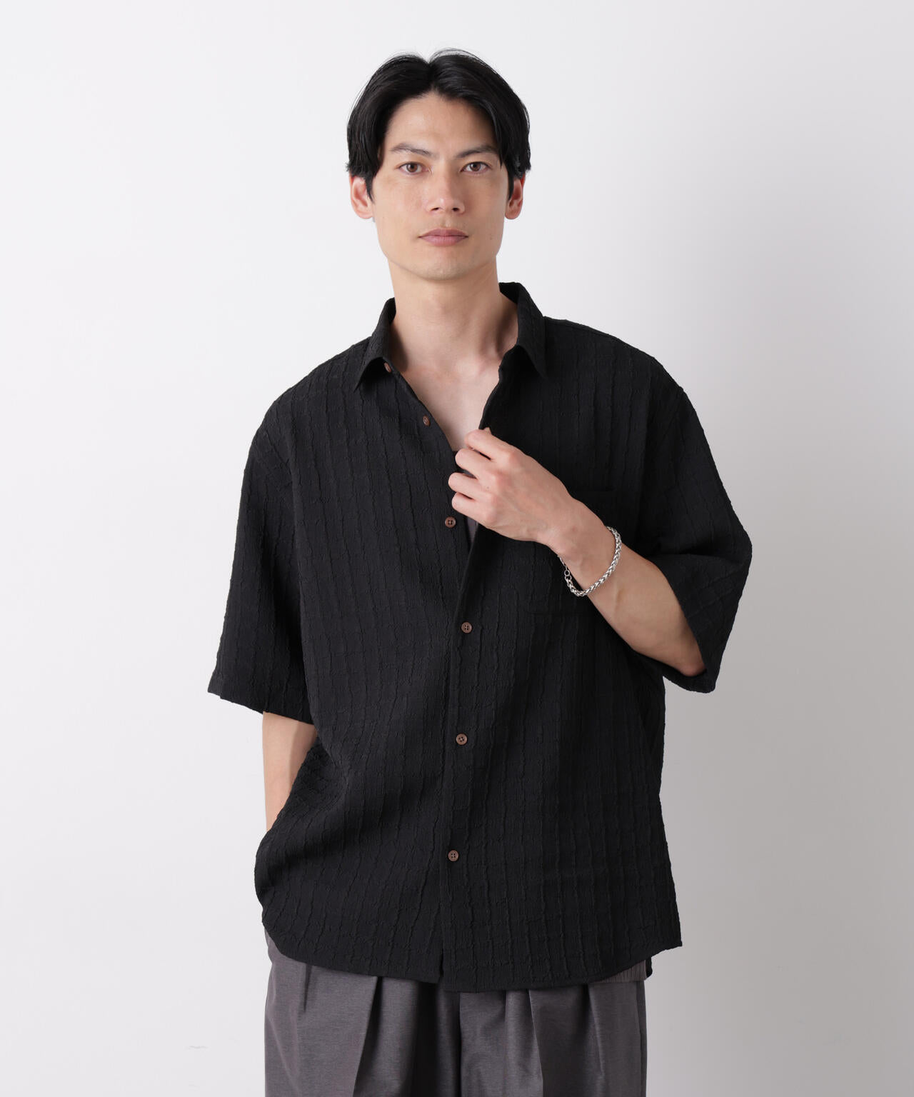 180cm B:88 W:75 H:92 着用サイズ:L