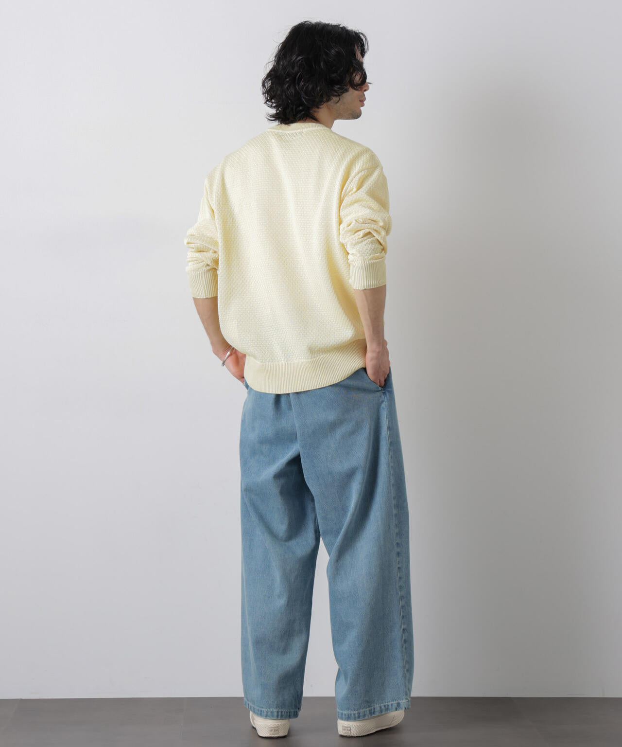 ギマクルーネックプルオーバー