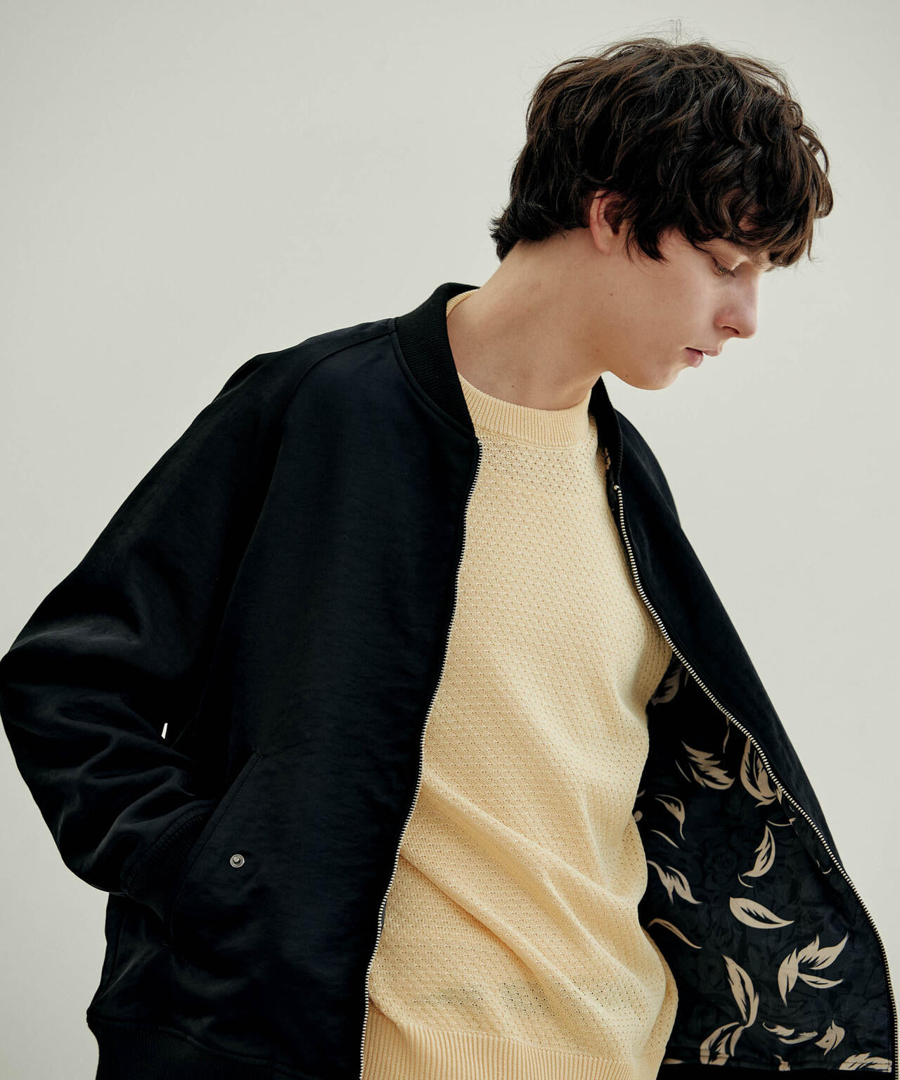 ギマクルーネックプルオーバー