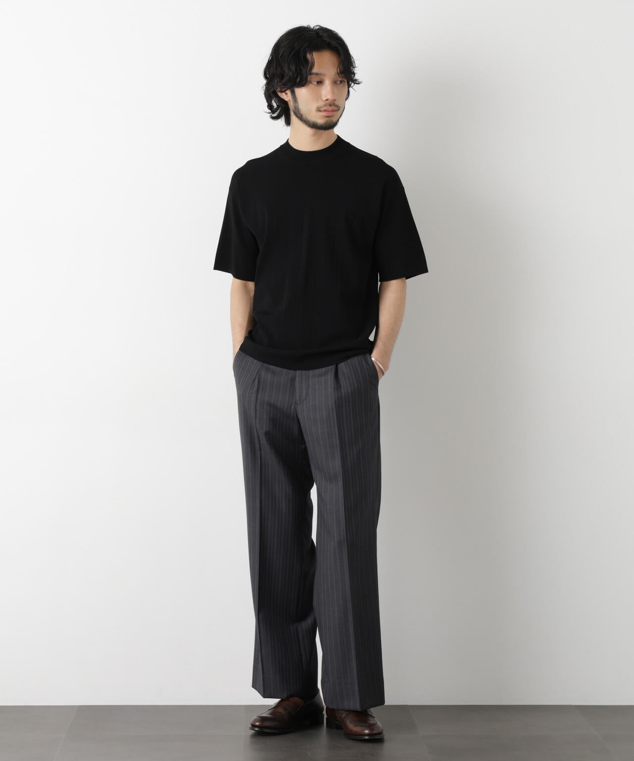 「ASSEMBLANC」 針抜きクルーネックニット