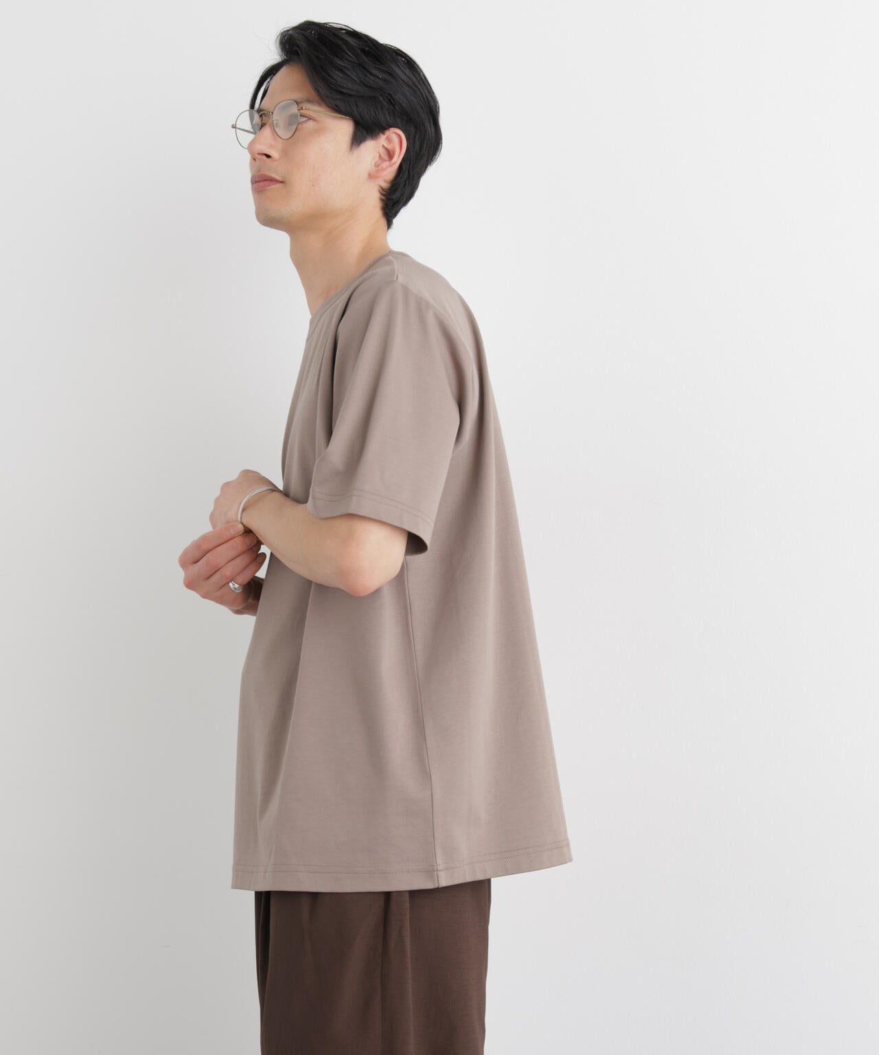 モクロディ ボートネック Tシャツ